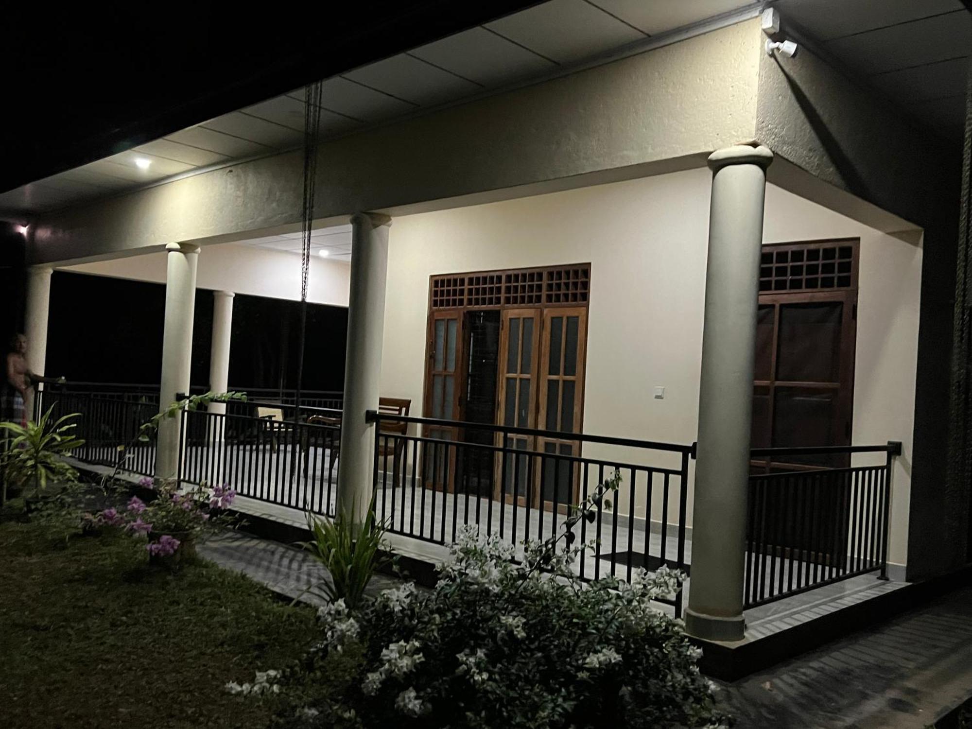Green Haven Holiday Home Anuradhapura Exterior photo